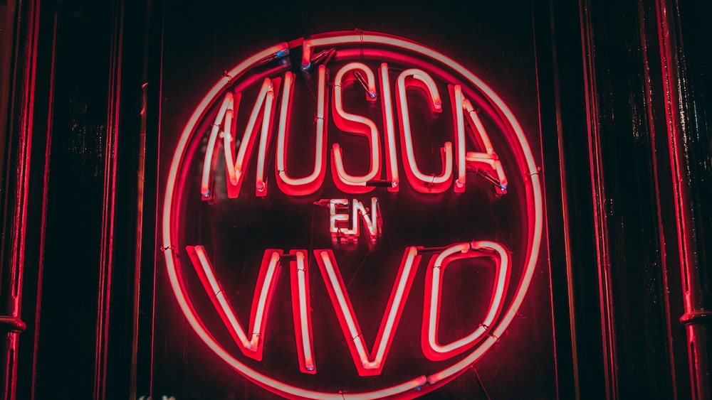 Musica En Vivo Every Sunday
